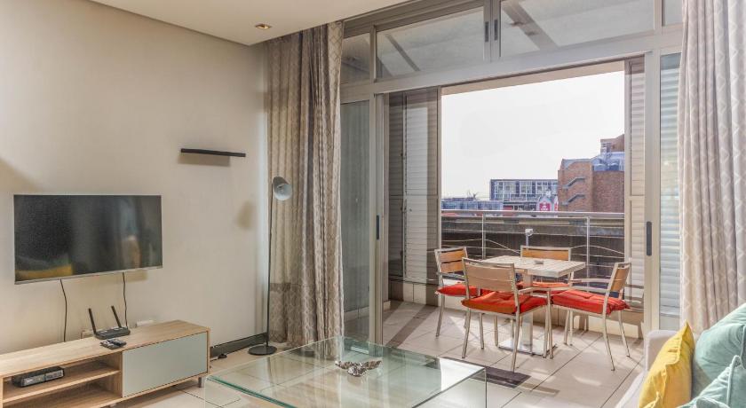 Two Bedroom Apartment - fully furnished and equipped photo