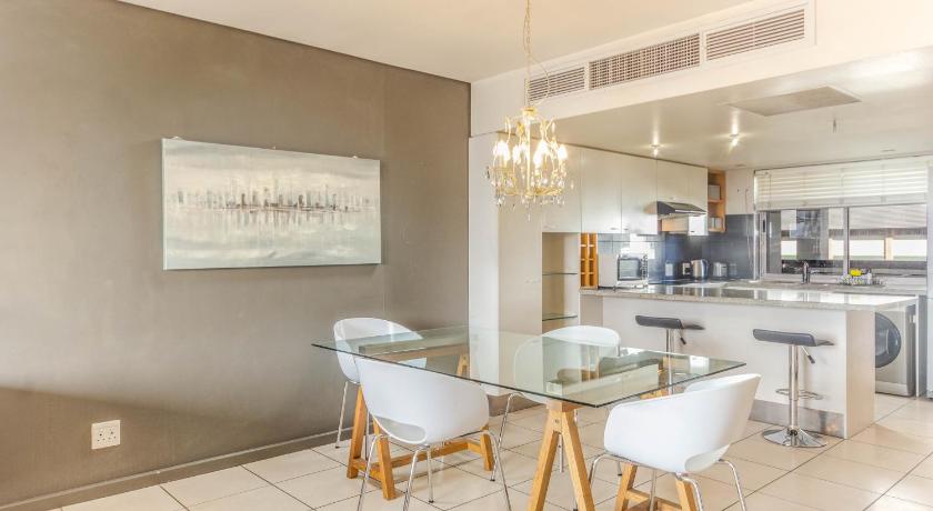 Two Bedroom Apartment - fully furnished and equipped photo