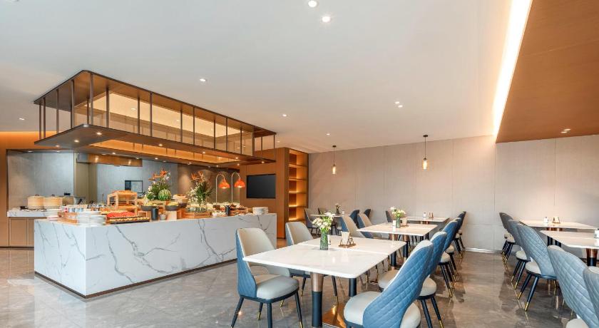 巴中 Atour Hotel Tonglu City Center Hangzhou ホテル 外観
