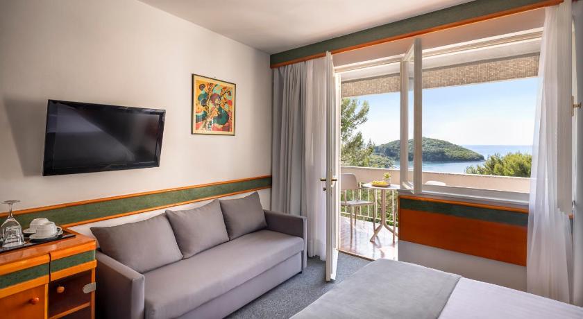 "Premium" klases divvietīgs numurs (1 vai 2&nbsp;gultas) (Premium Double or Twin Room) attēls 3