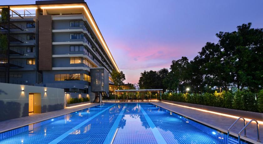 Tinidee Hotel Bangkok Golf Club - SHA Certified — Hotel in Bangkok
