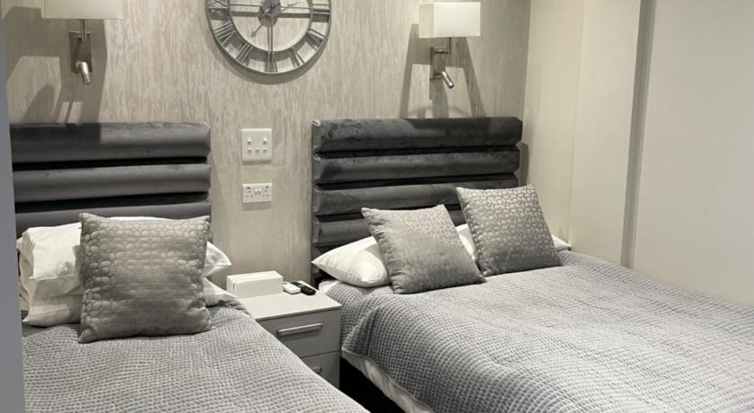 Image of Triple Room 0