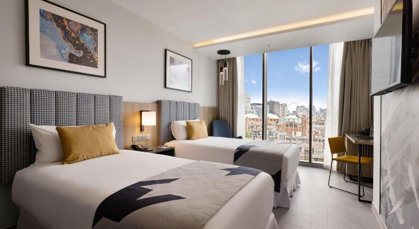 HOTEL RIU PLAZA LONDON VICTORIA photo