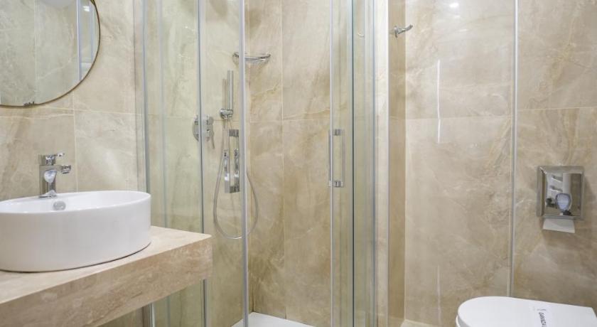 Image of Twin Double 8