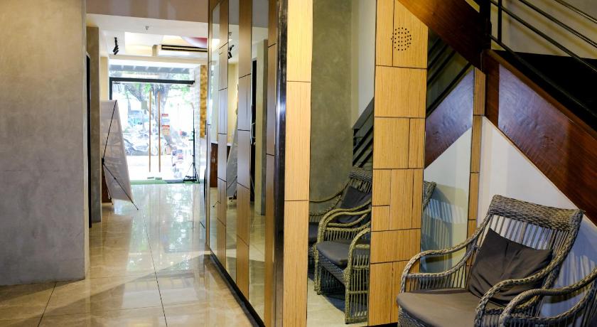 Airo Hotel photo