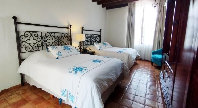 Image of Deluxe Room 13