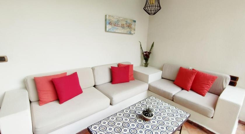 Image of Suite 12