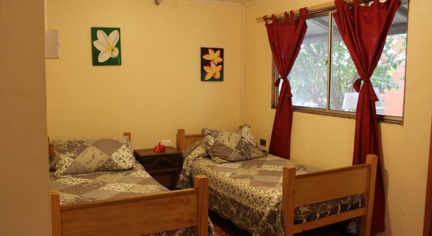 Camping Hostal Tipanie Moana Aeropuerto Centro photo