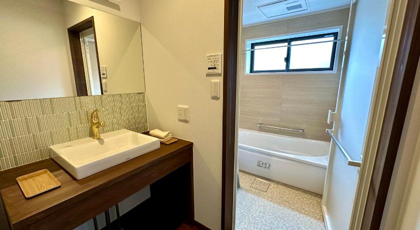 Inase Otsu Machiya Bed and Breakfast photo