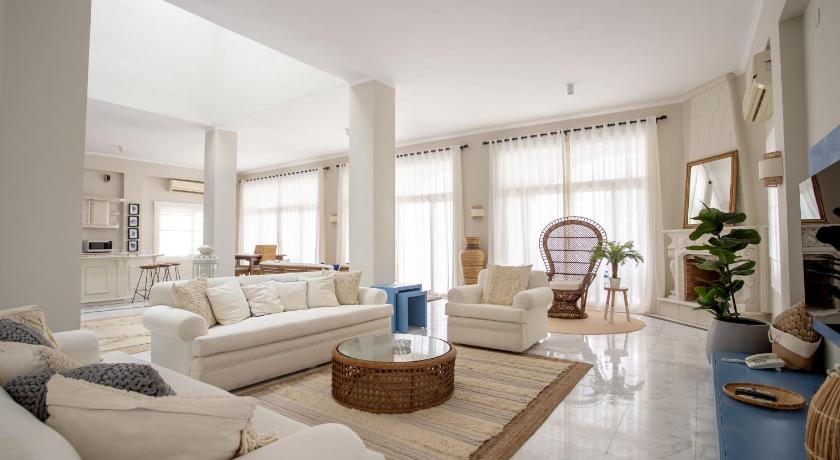 Image of Villa - Beach Front 0