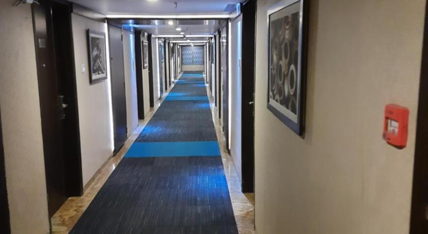 Hotel LXIA Hinjewadi - Indian Nationals Only photo