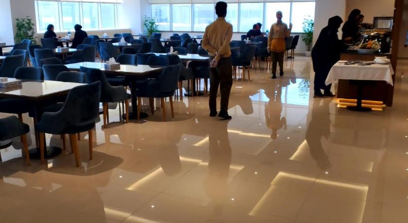 쿠웨이트 Dolphin Continental Hotel 호텔 외관