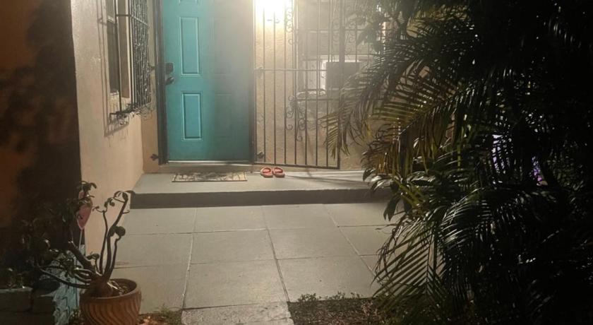 Miami Vibes "Hostel-Like" Shared Room photo