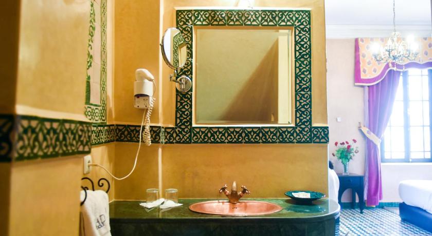 Image of Deluxe Suite 2