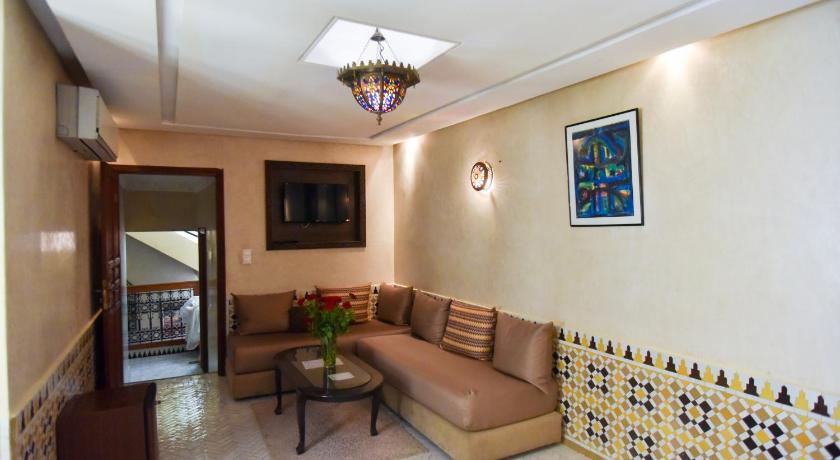 Image of Deluxe Suite 8