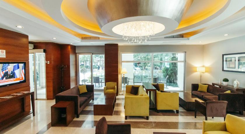 CK Farabi Hotel - image 10