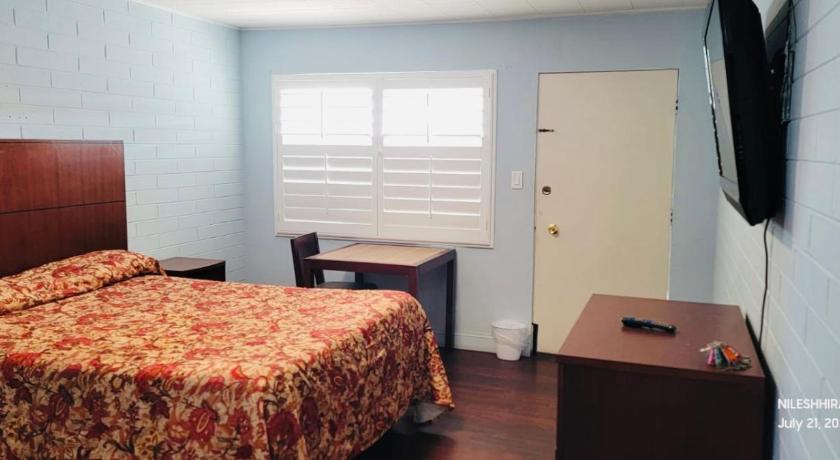 Wiebe Motel photo