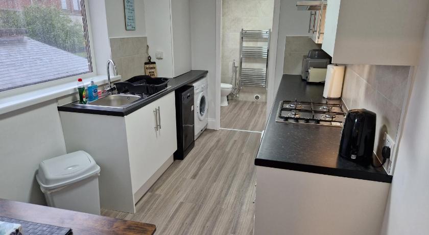 Birtley's Diamond 3 bed Apt, sleeps 6 Guests photo