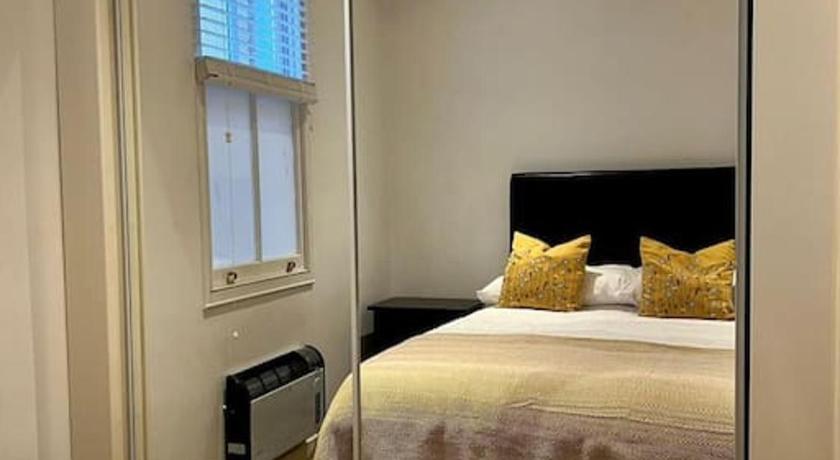 Spacious 2Bed/2Bath Flat next to London Eye - image 10