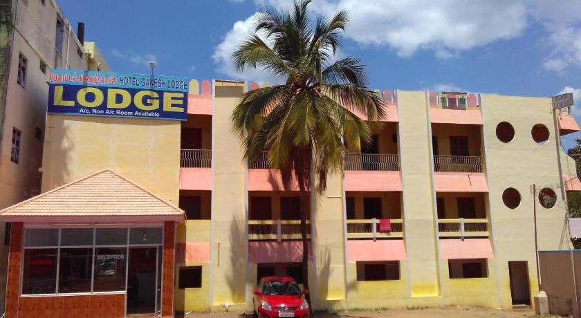 Hotel Ganesh Lodge photo