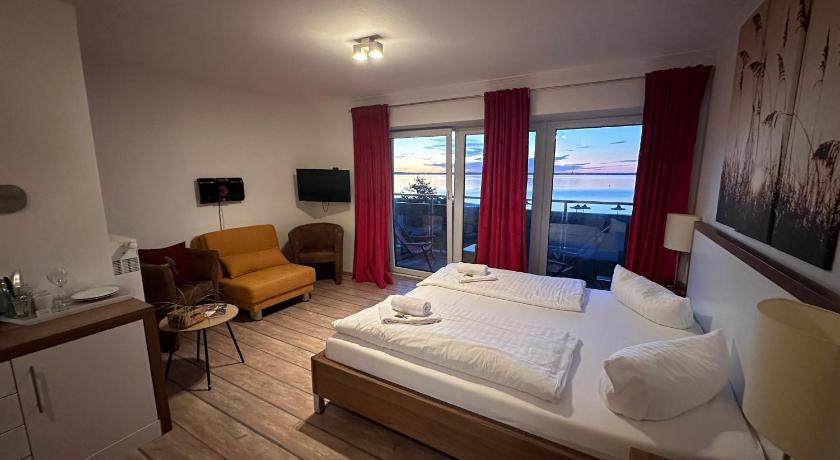 Image of Double Room with Sea View - 2 4