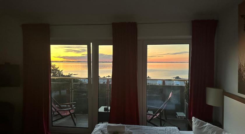 Image of Double Room with Sea View - 2 10