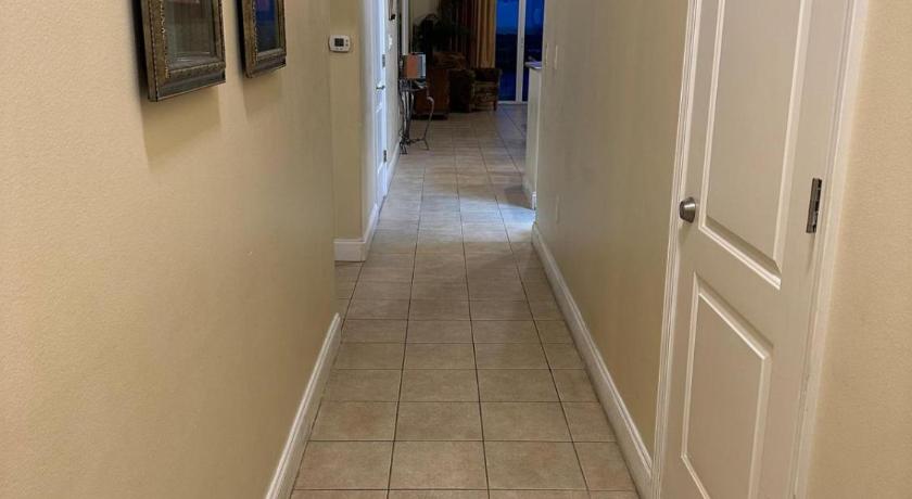 Penthouse Close to Disney area and Malls water view photo