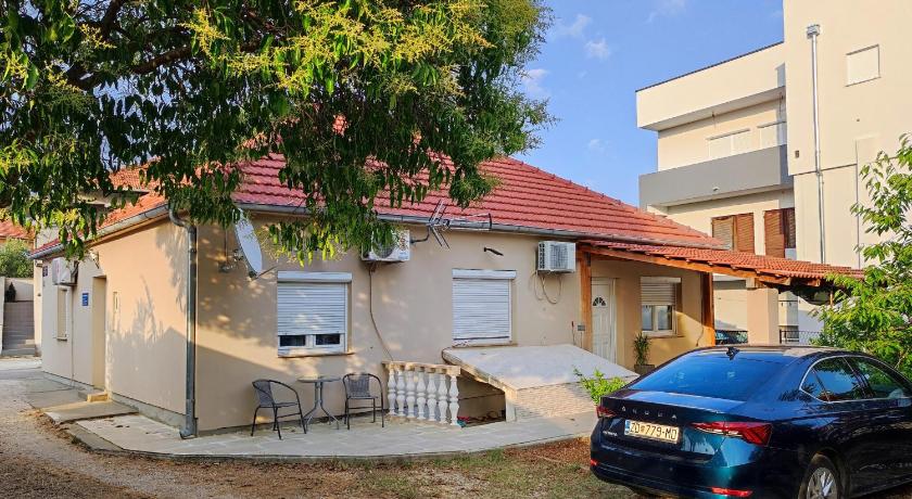 Guesthouse Andria — Hotel in Zadar