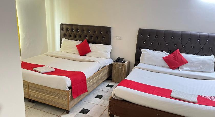 Hotel Star Palace Karol Bagh photo