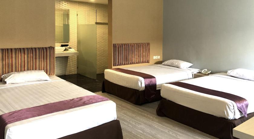 Image of Triple Room 3