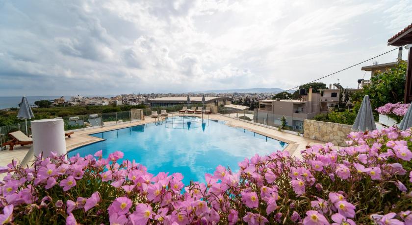 Frida Apartments photo