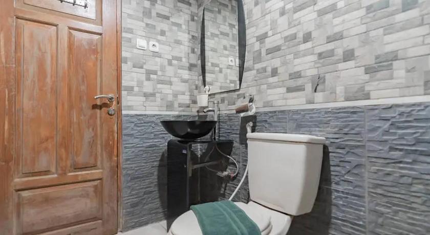 Image of Twin Room A - Non-Smoking 10