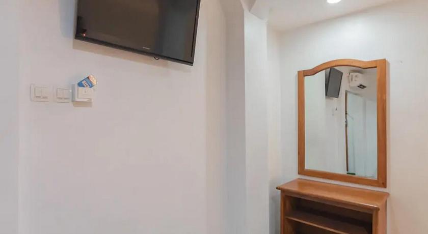 Image of Twin Room A - Non-Smoking 15