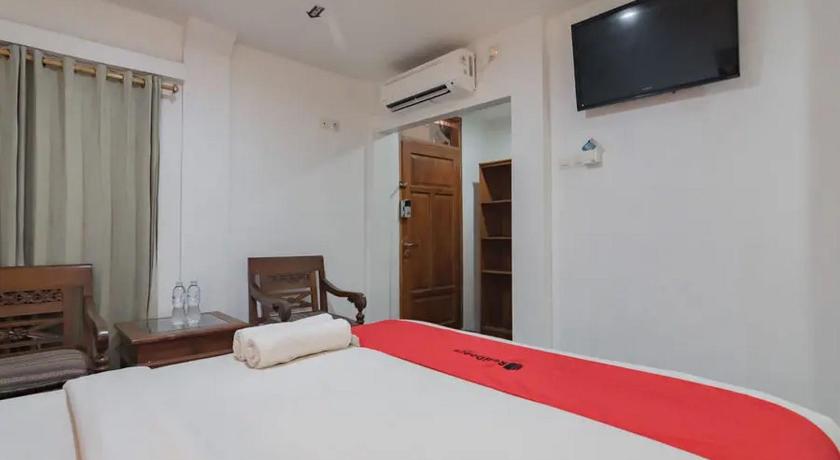 Image of Twin Room A - Non-Smoking 9