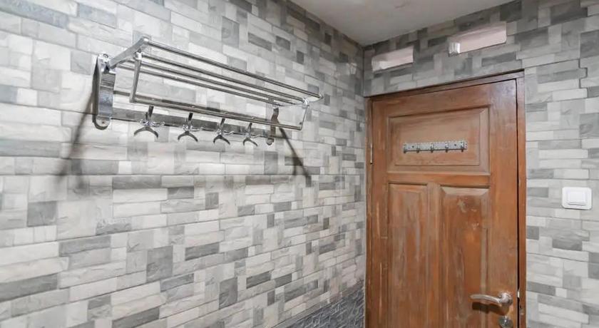 Image of Twin Room A - Non-Smoking 13