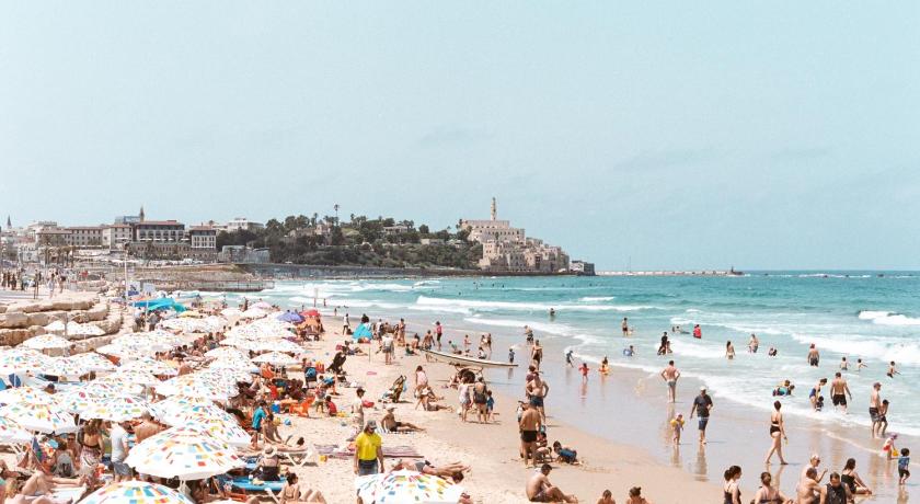 WOM Beach Pod Hotel - a member of Brown Hotels — Hotel in Tel Aviv