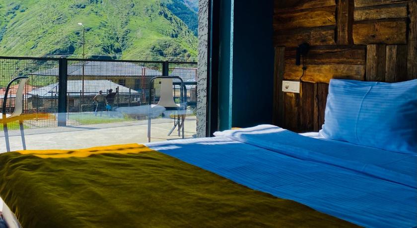 Hotel Misty Mountain photo