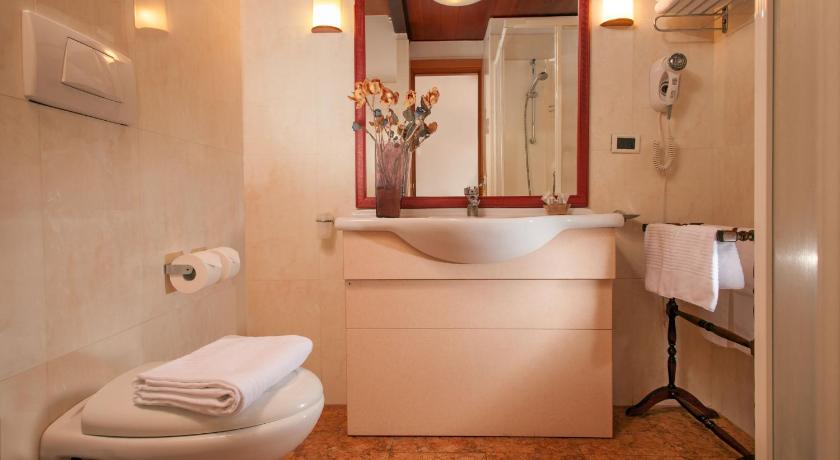 Rome Hotel Sant'Angelo 3-Star Hotel exterior