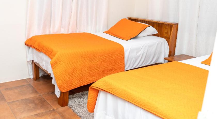 Francis Nook Bourg Mulatresse Room — Hotel in Port Of Spain