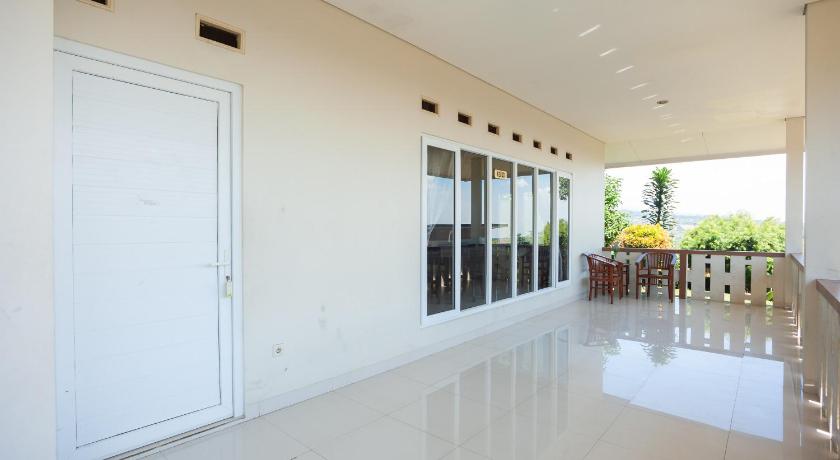 Urbanview Resort Adang Zecky Cisarua Puncak by RedDoorz – Bogor, PA