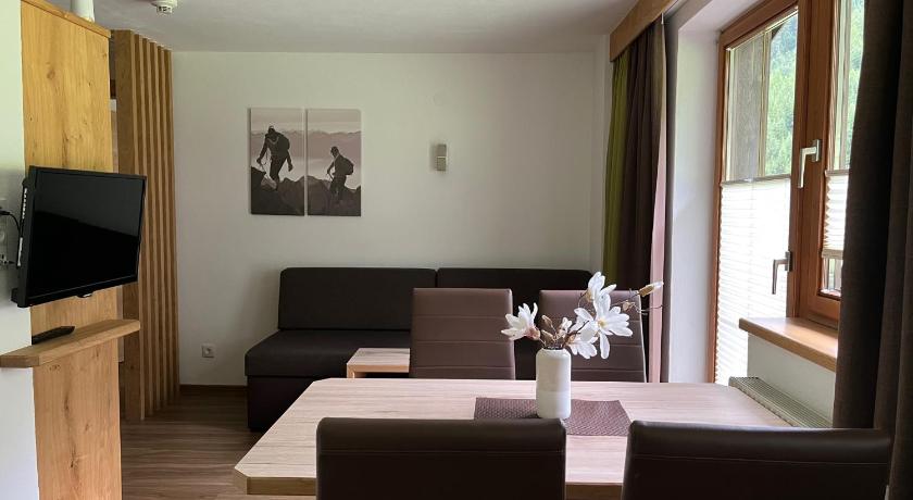 Image of One-Bedroom Apartment (2 - 3 Adults) 4