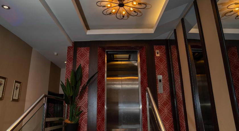 イポー Hotel Eastana 2つ星 ホテル 外観