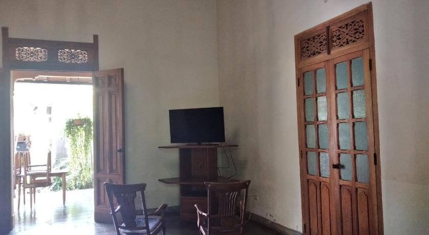 Backpackers Inn photo