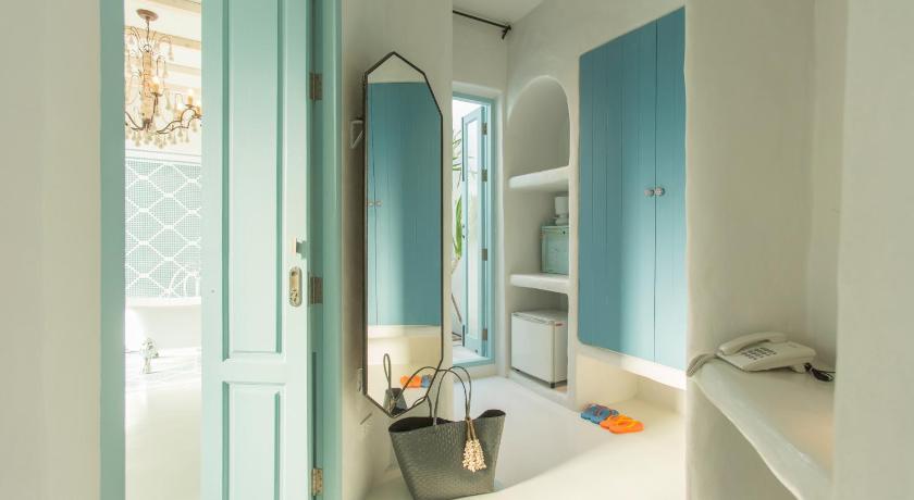 Image of Suite 12