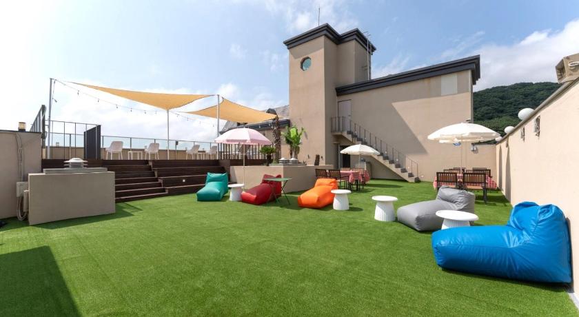 Image of Rooftop 2-Bedroom Suite 6