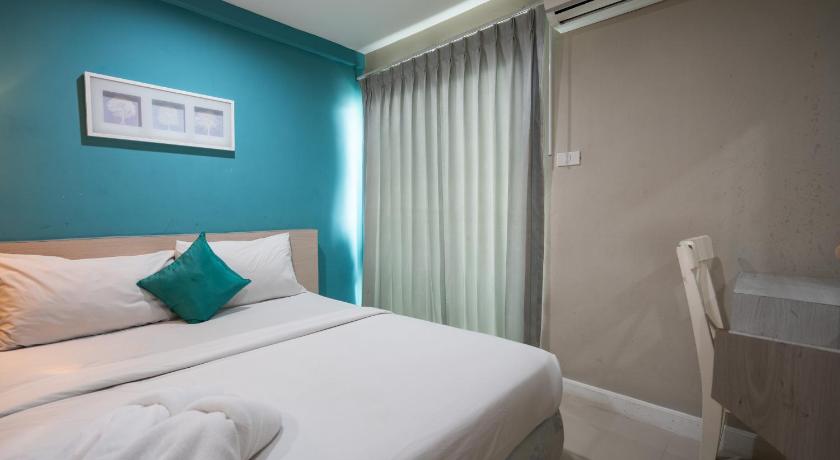 Image of Standard Double 3