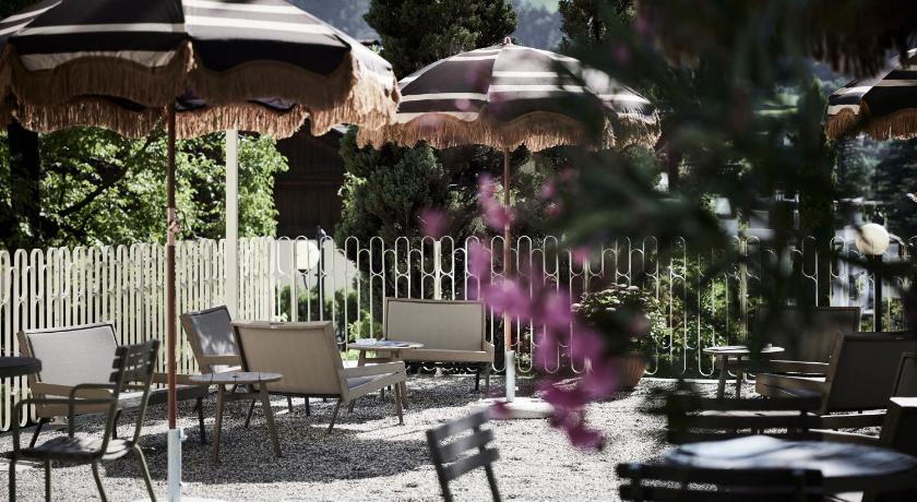 Hotel Jarolim — Hotel in Bressanone