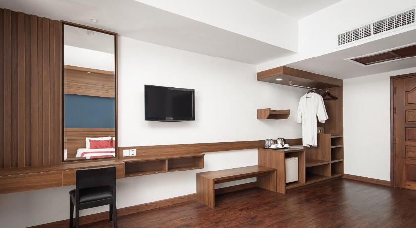 Image of Deluxe Double Room 8