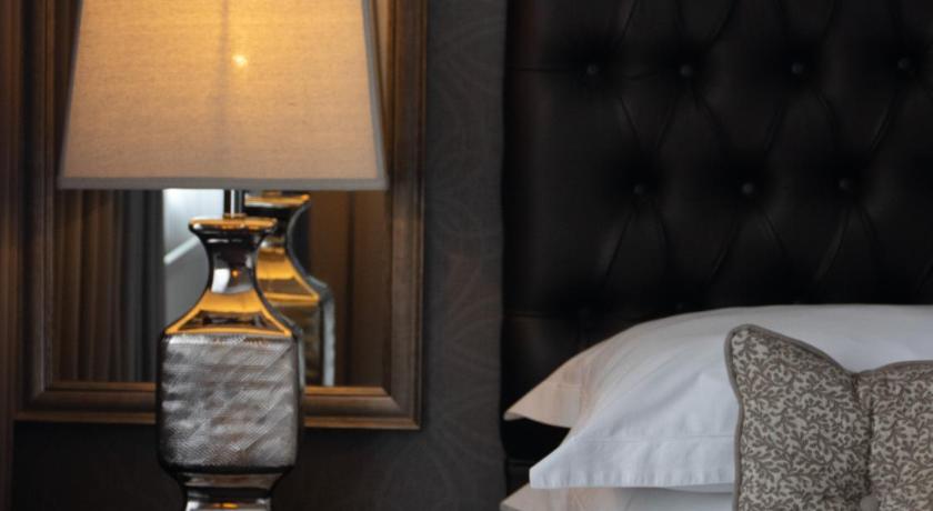 Killarney Oaks Hotel photo