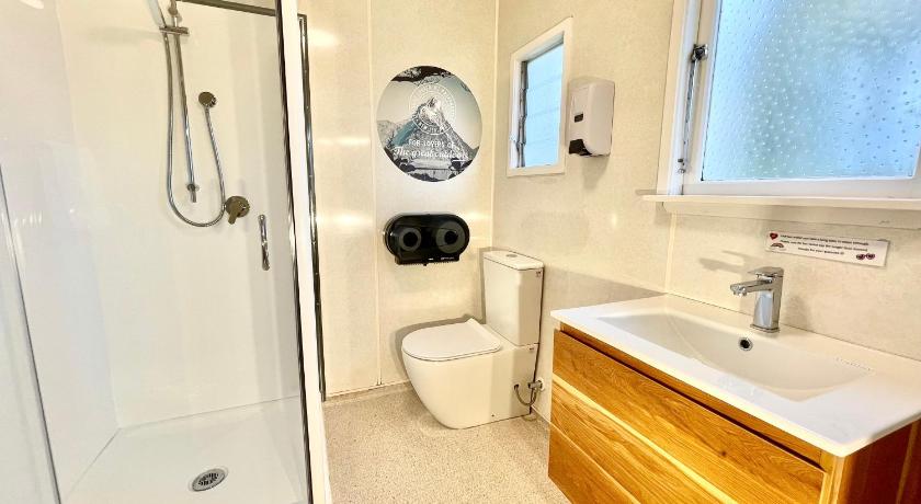 Te Anau Lakefront Backpackers photo